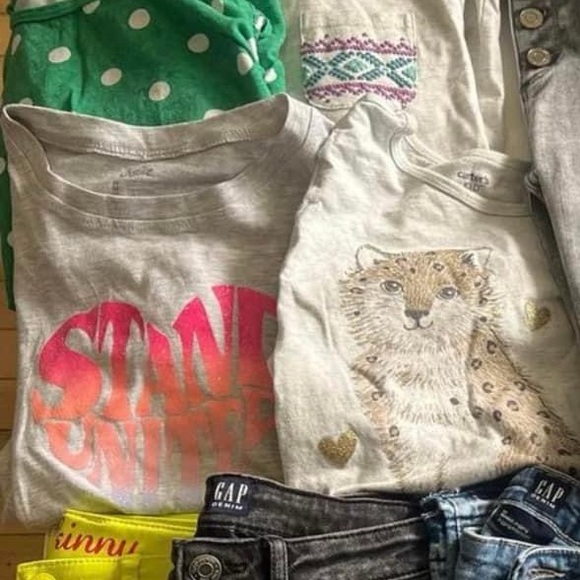 Girls size 10/12 lot of clothes in great shape - Picture 2 of 7